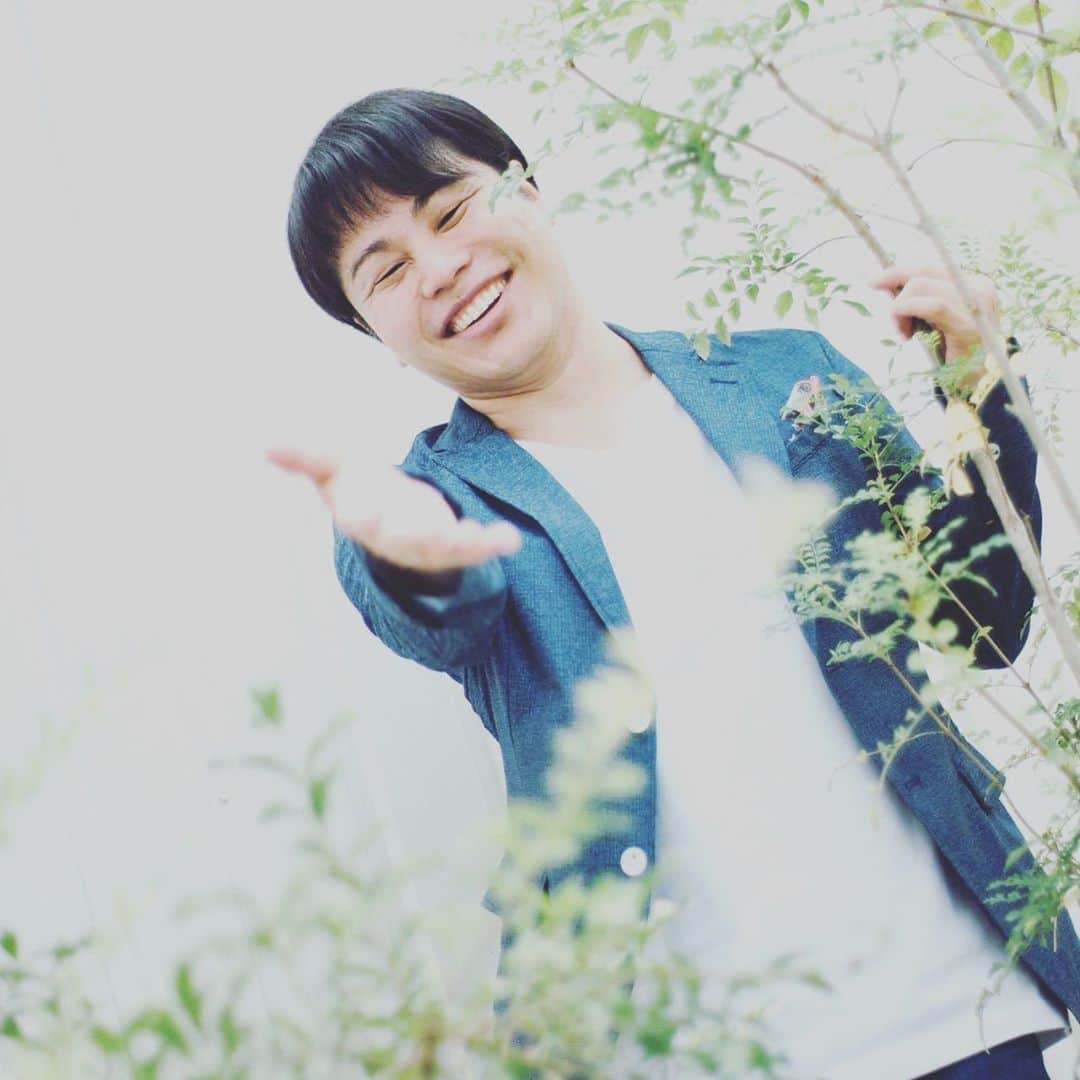 井上裕介のインスタグラム：「みんな一緒に遊ぼう^_^  #NONSTYLE #ノンスタイル  #井上 #イケメン #だろ！？」