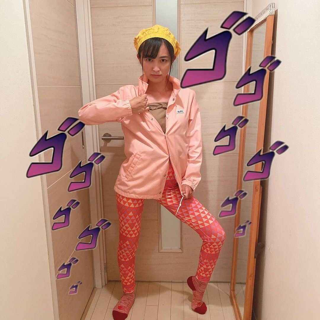 堀口日萌さんのインスタグラム写真 - (堀口日萌Instagram)「ジョジョ立ちしてみた⭐️ 服も雰囲気だけ似せた このポーズたちめっちゃ疲れる💦 もっと綺麗にできるように努力します🧐🧐  #ジョジョ立ち#ジョルノ#ジョナサン#キラークイーン#ジョジョの奇妙な冒険 #ひめ」8月22日 14時48分 - himechannel_0624