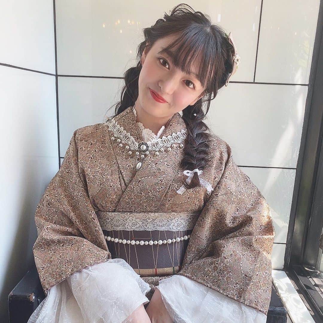 藤本りの加のインスタグラム：「夏の着物も目立っていいかも、👀💓 ・ @cocomotokyo さんで可愛らしく仕上げて頂き、浅草を歩くのが楽しかったです✿.*･ ・ ありがとうございました🌱また行こうと思います✨ ・ 本日も投票宜しくお願い致します！プロフィール下のURLから飛べます🕊 ・ @mstoyo20_02  ・ #ミスコン #ミスミスター東洋2020 #東洋大学 #ミスコンテスト #大学 #東洋 #浅草 #撮影 #着物 #レンタル着物 #浅草きもの #Instagram #likeforlikes #l4l #instagood #japan #kimono #asakusa #japanesegirl #instalike #tokyo」
