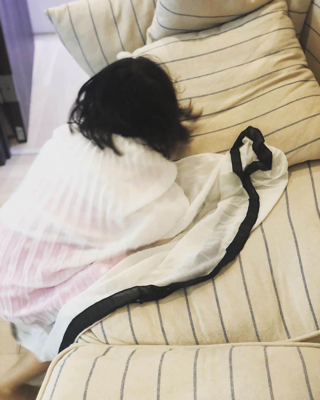 犬山紙子さんのインスタグラム写真 - (犬山紙子Instagram)「私のスカート取られた」8月22日 15時12分 - inuyamakamiko