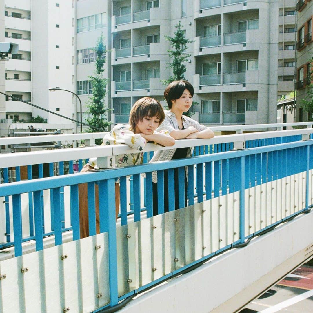 サーヤのインスタグラム：「#余韻と脚色　今夜から」