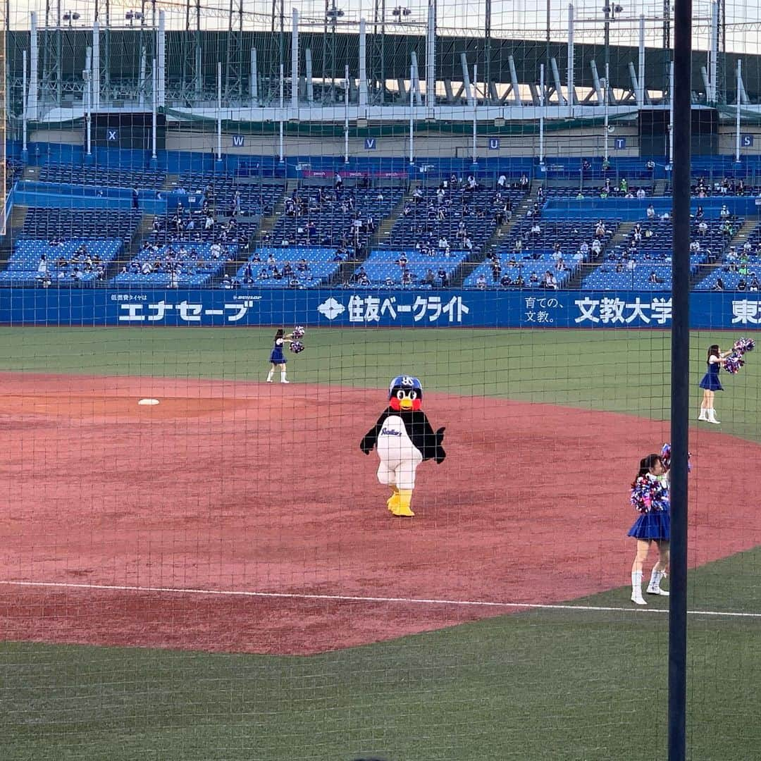 松本弥生さんのインスタグラム写真 - (松本弥生Instagram)「野球観戦！！！  #スワローズ #ヤクルト #XFLAG #坂本似なのに #だれが坂本や」8月22日 16時11分 - yayoi_matsumoto841