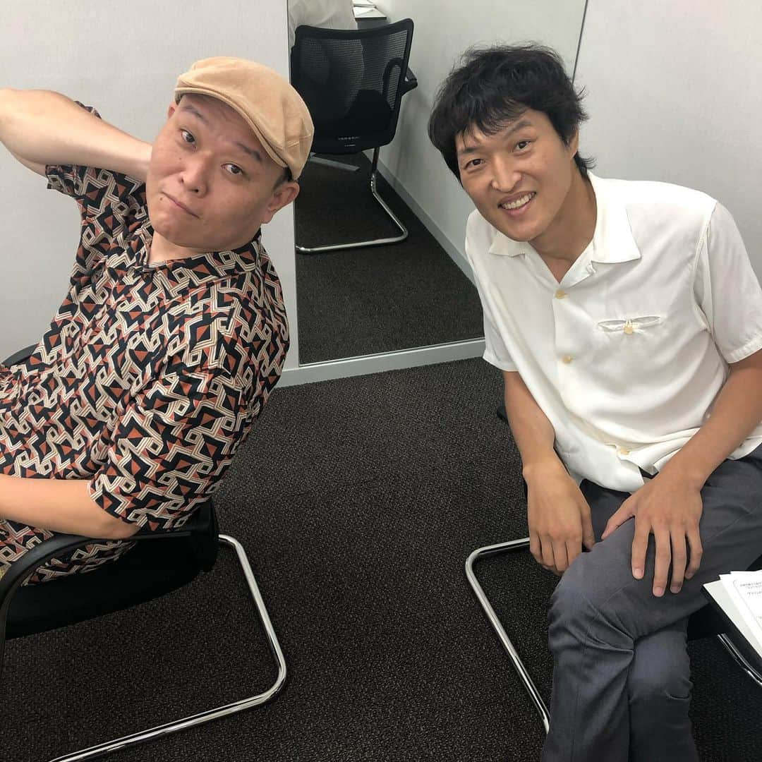 千原ジュニアさんのインスタグラム写真 - (千原ジュニアInstagram)「めちゃくちゃ久しぶりに同じ楽屋」8月22日 16時13分 - chihara_jr