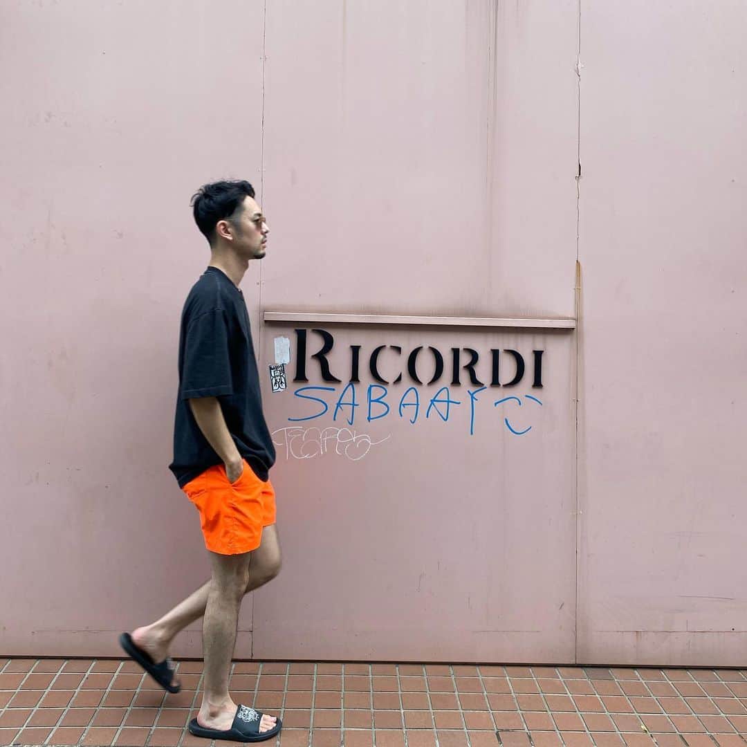 新野俊幸さんのインスタグラム写真 - (新野俊幸Instagram)「夕方の散歩は心地いいね🚶‍♂️」8月22日 17時07分 - niinotoshiyuki