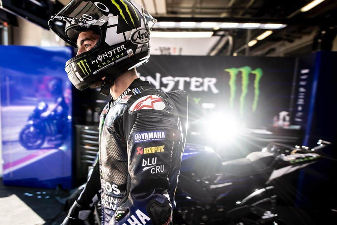 YamahaMotoGPさんのインスタグラム写真 - (YamahaMotoGPInstagram)「@maverick12official will line up in the middle of the second row for tomorrow’s Grand Prix of Styria. He’s keen to find out if the new set-up that he’s been trying this weekend will bear fruit in the race 👊  #MonsterYamaha  #MotoGP  #AustrianGP」8月23日 4時06分 - yamahamotogp