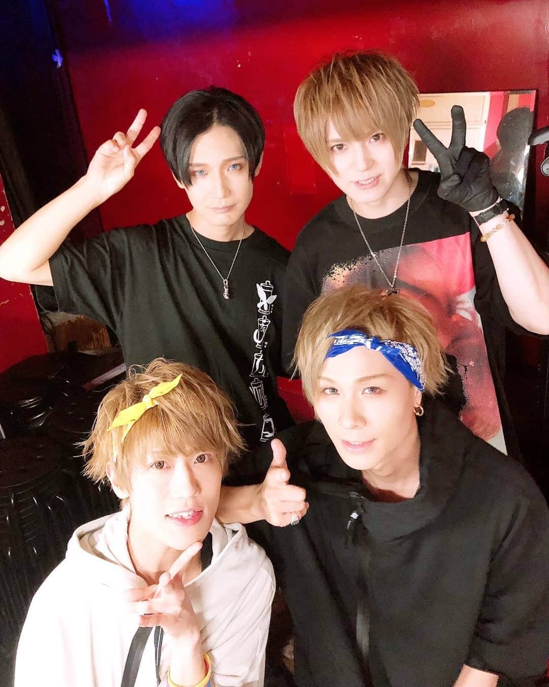 Yusukeさんのインスタグラム写真 - (YusukeInstagram)「GTB 2周年&Takeshiバースデーワンマンのサポートでした！ おめでとうー！！！ GTBこれからも頑張ってねー✨ たけしくんおめでとうー(*^ー^)ノ  #GTB2周年 #GTB #birthday #ライブ #heroyusuke」8月23日 3時02分 - hero_yusuke