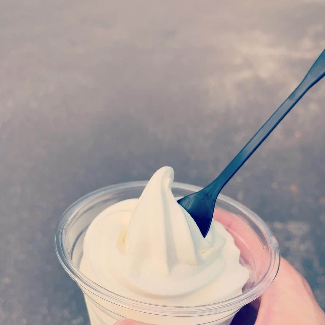 加藤千恵のインスタグラム：「先日のソフト。旭川、朝夕はもう薄手の長袖でいいくらい涼しくなってきている。」