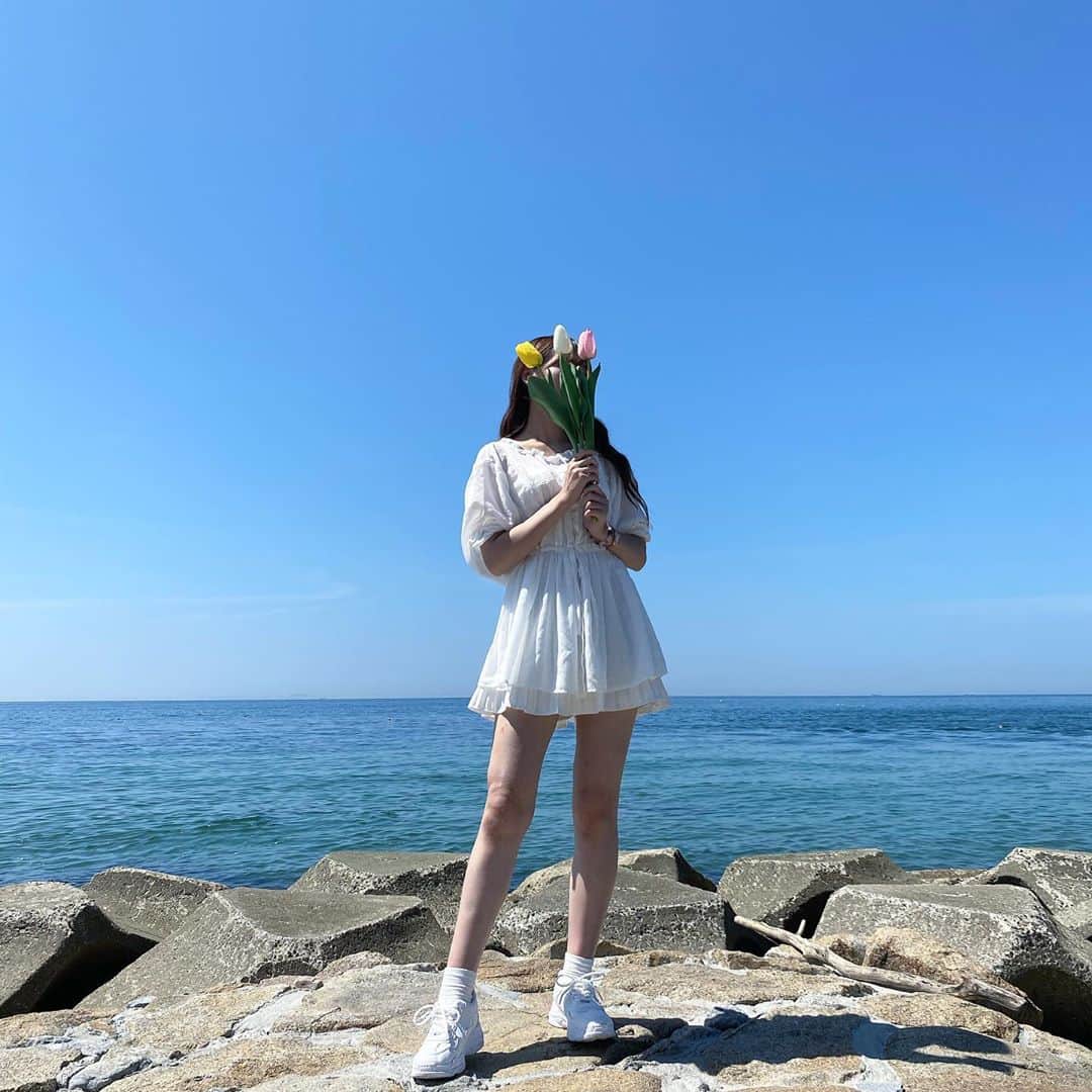 近藤あさみ　色 近藤あさみさんのインスタグラム写真 - (近藤あさみInstagram)「テーマは通販サイトのモデル🌷 ・ ・ ・ #ootd  #ootdfashion #ファッション #ホワイトコーデ #ファッション #コーデ #夏コーデ」8月22日 19時31分 - asamichan_24