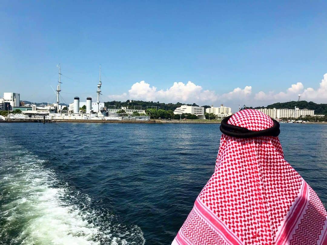 鷹鳥屋明のインスタグラム：「سفينة حربية "میکاسا" هي سفينة حربية يابانية، "ميكاسا" هجوم العمالقة،بهالاسم عليها」