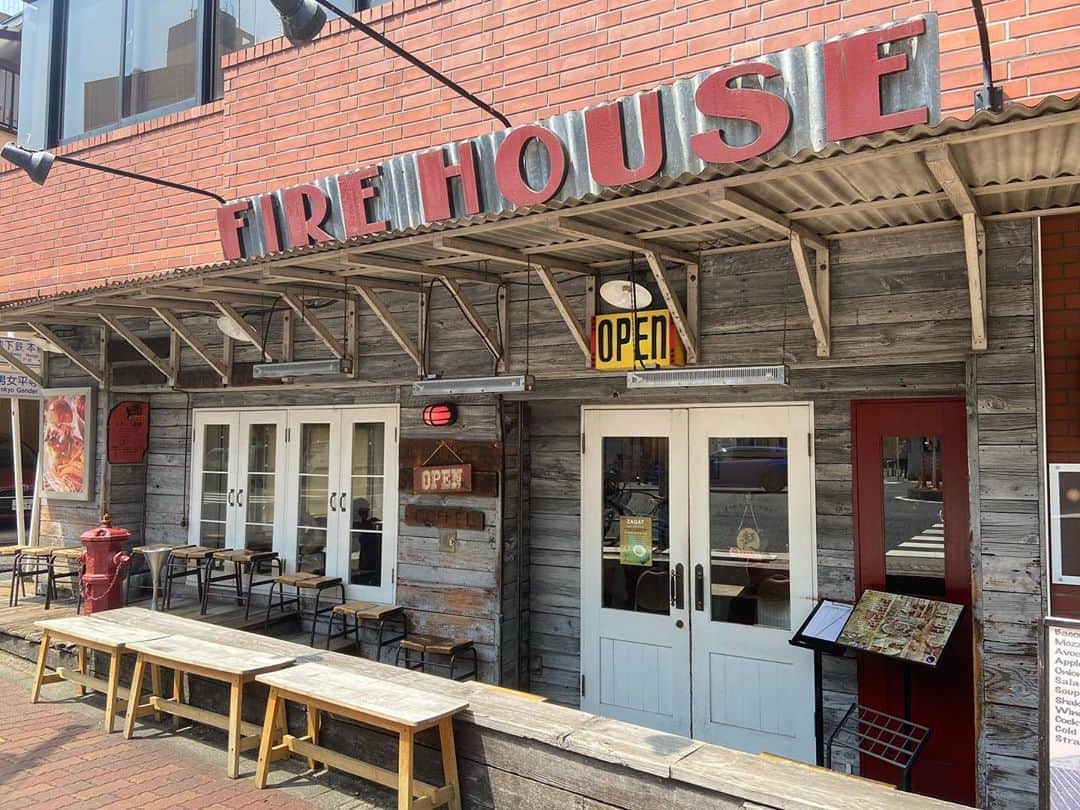 柴真緒のグルメインスタ