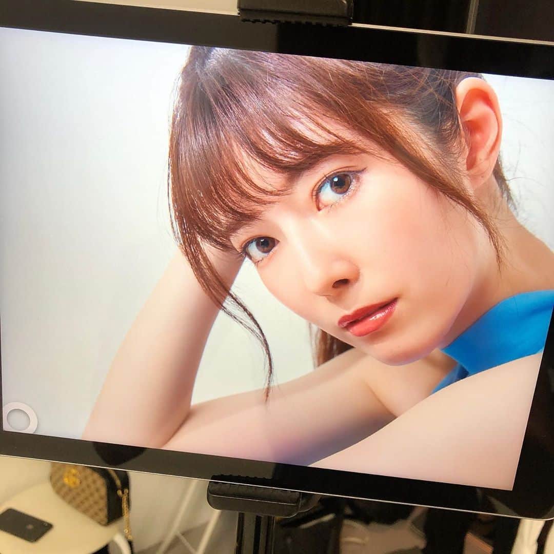 日下部美愛のインスタグラム：「顔！！って感じ、どう  #portrait #camera#photo #japan #model #me #hair #fashion #fashionblogger #makeup #followme #instagood #camera #instadaily #dailylook #한국 #맞팔 #사진 #데일리 #데일리룩 #인스타사진 #인스타그램 #일본인 #패션」