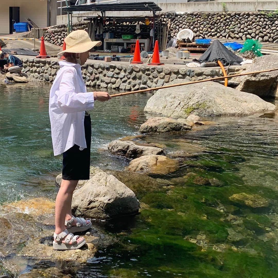 山本 絵里加のインスタグラム：「わたしのなつやすみ➀ 🐟🐟🐟」