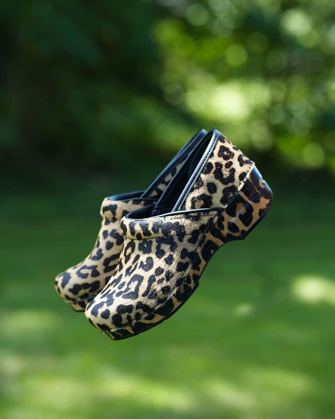 ダンスコのインスタグラム：「You’re gonna go wild for these new arrivals. Shop on our website now!」