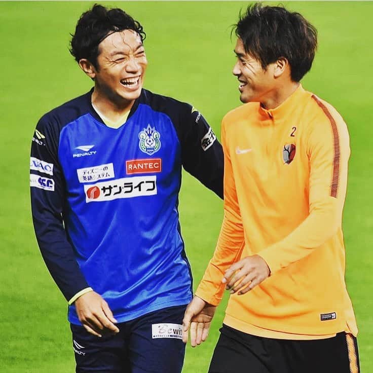 梅崎司さんのインスタグラム写真 - (梅崎司Instagram)「うっちー、現役生活お疲れ様。 U-18の時から多くの試合で一緒にプレーしてきて、インドでのU-19アジアユース、カナダでのU-20W杯はいい思い出です。本当に頼もしかったし、楽しかった。 寂しいですが、次への旅立ち応援してるね！！」8月22日 21時02分 - umeman7