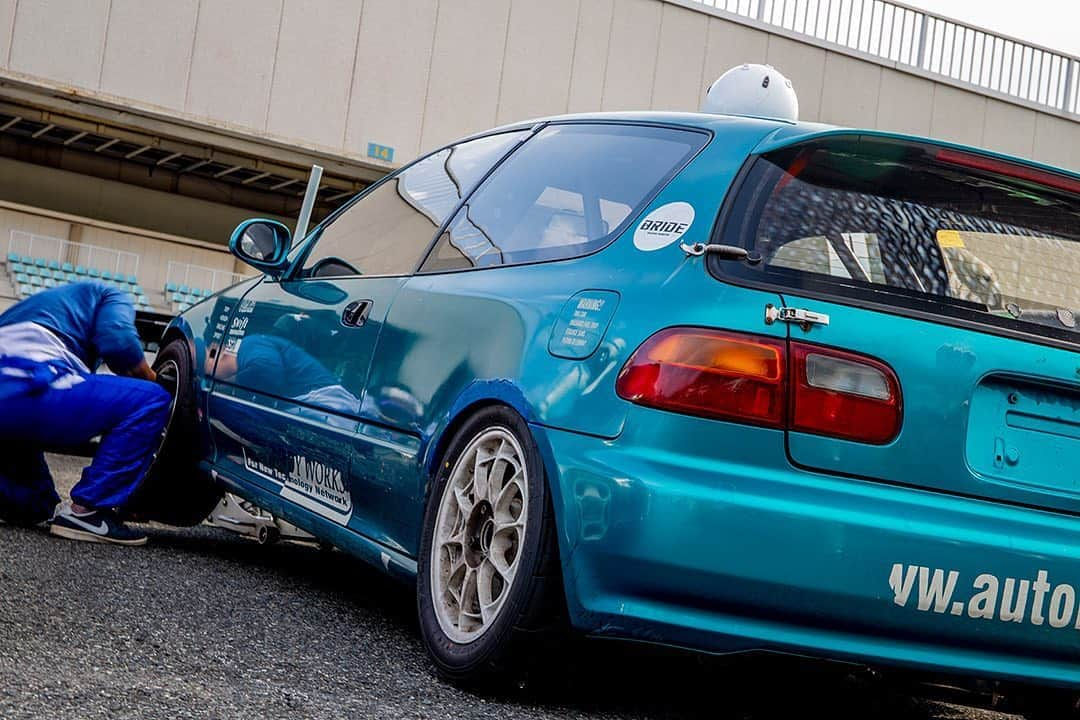 mistbahnさんのインスタグラム写真 - (mistbahnInstagram)「_ 稲継エンジニアリング INATEC Honda EG6 CIVIC _ Shot on 17-Nov 2019 "HONDA ONE MAKE RACE" organized by @aslan_inc_japan at Central Circuit (Hyogo, Japan) _ owner: HN Unknown tuner: @1729eng photo: @mistbahn _ _ JP) 2019年11月17日、セントラルサーキットで開催されたアスランさん( @aslan_inc_japan )主催の「ホンダ・ワンメイク・レース」にて撮影。 _ _ #hondaonemakerace #aslan #アスラン #aslan_inc_japan #稲継エンジニアリング #1729eng #inatec #centralcircuit #セントラルサーキット #civic #hondacivic #ホンダシビック #シビック #eg6 #ej2 #eh3 #eg9 #ctr #hondacivicsir #bseries #b16a #b18c #osakajdm #kanjo #kanjostyle #kanjoracer #kanjozoku #timeattack #timeattackjapan #hondasontrack」8月22日 21時10分 - mistbahn