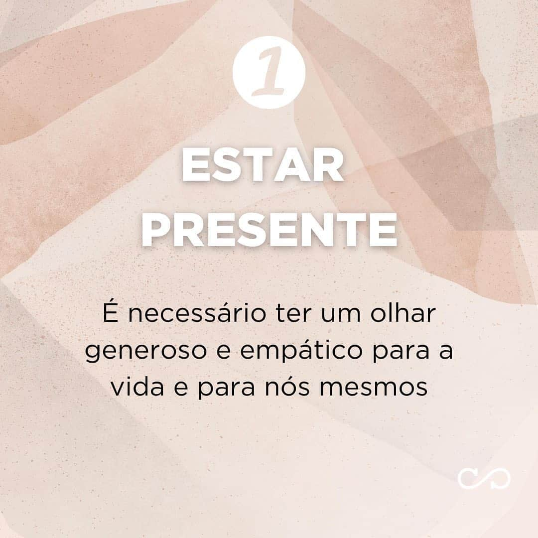 カロリーネ・セリコさんのインスタグラム写真 - (カロリーネ・セリコInstagram)「#CaCelicoEssencia • Você é Feliz?  Cinco passos práticos para a Felicidade, da live com @camilacuryoficial 💥  Que passo você acha que vai te ajudar mais?  Para ver mais assista no IGTV!」8月22日 21時22分 - cacelico