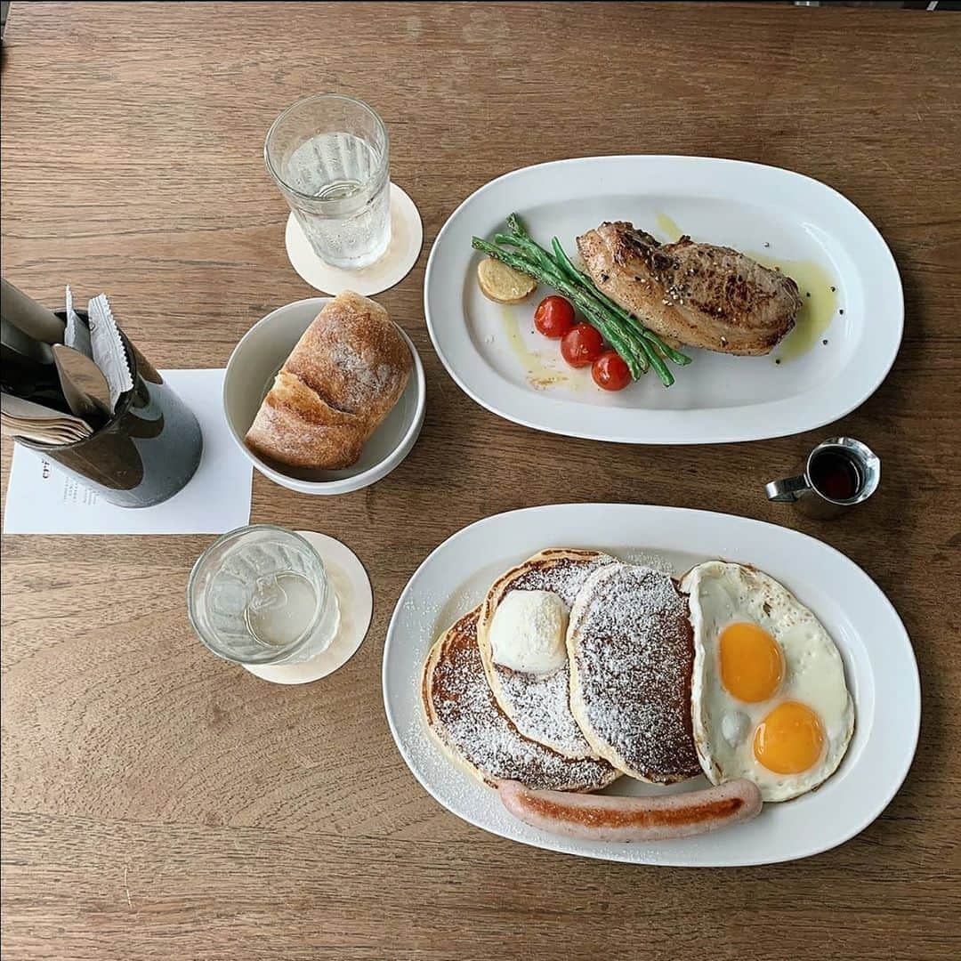 山崎萌香さんのインスタグラム写真 - (山崎萌香Instagram)「. #crisscross #cafe #pancakes #表参道カフェ #表参道ランチ #原宿カフェ #東京グルメ #東京ランチ #東京カフェ #カフェ巡り #クリスクロス」8月22日 21時24分 - mokaaa945