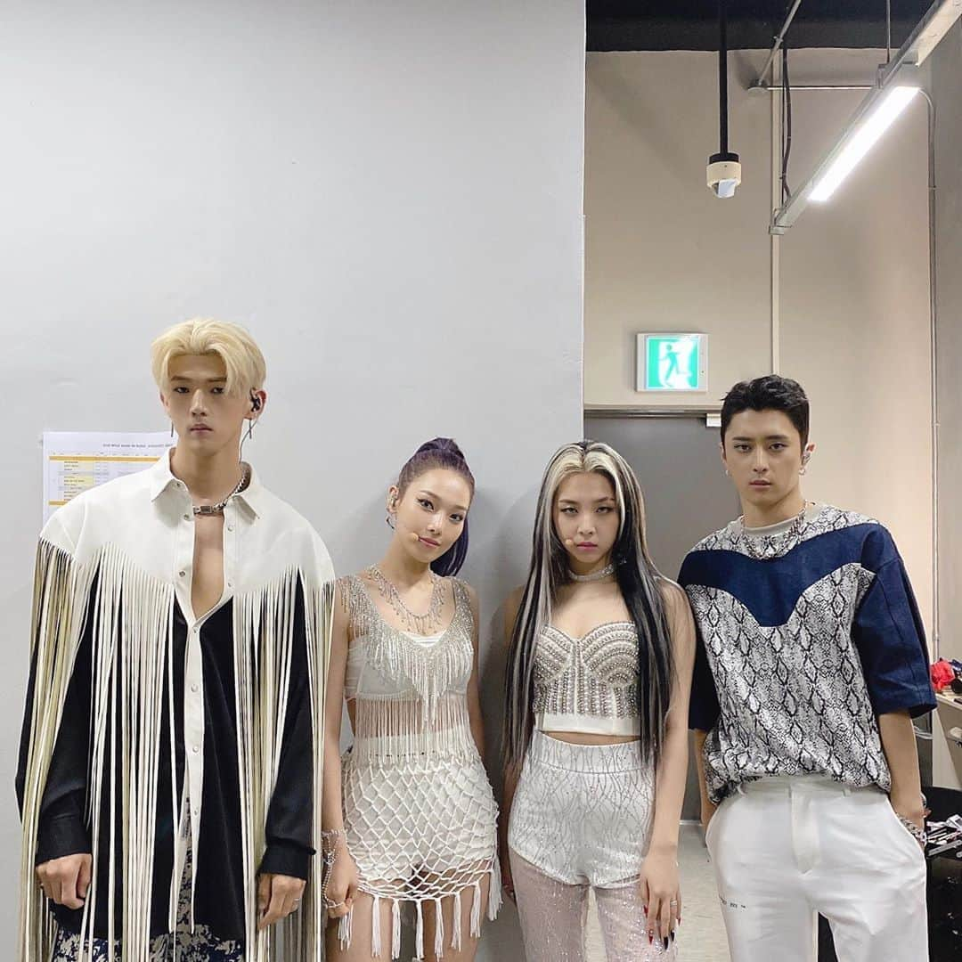 K.A.R.Dさんのインスタグラム写真 - (K.A.R.DInstagram)「[#KARD] 2020 WILD KARD IN SEOUL 종료♥️ 히든이들 빈자리가 크네요😭 그립고 보고 싶어요〰️ . #BM #JSEPH #SOMIN #JIWOO #2020_WILD_KARD_IN_SEOUL #WILD_KARD」8月22日 21時27分 - official_kard