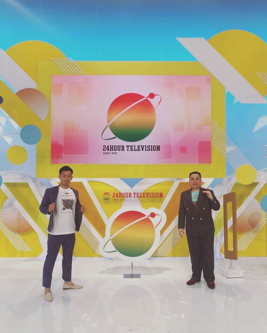 駒場孝のインスタグラム：「24時間テレビ！ 事前番組から本編、そしてエンタの神様で井ノ原さんのネタまでさせてもらいました！ありがとうございます！ まだまだ「#心が動いた24」でメッセージお待ちしてますのでよろしくお願いします🌎」