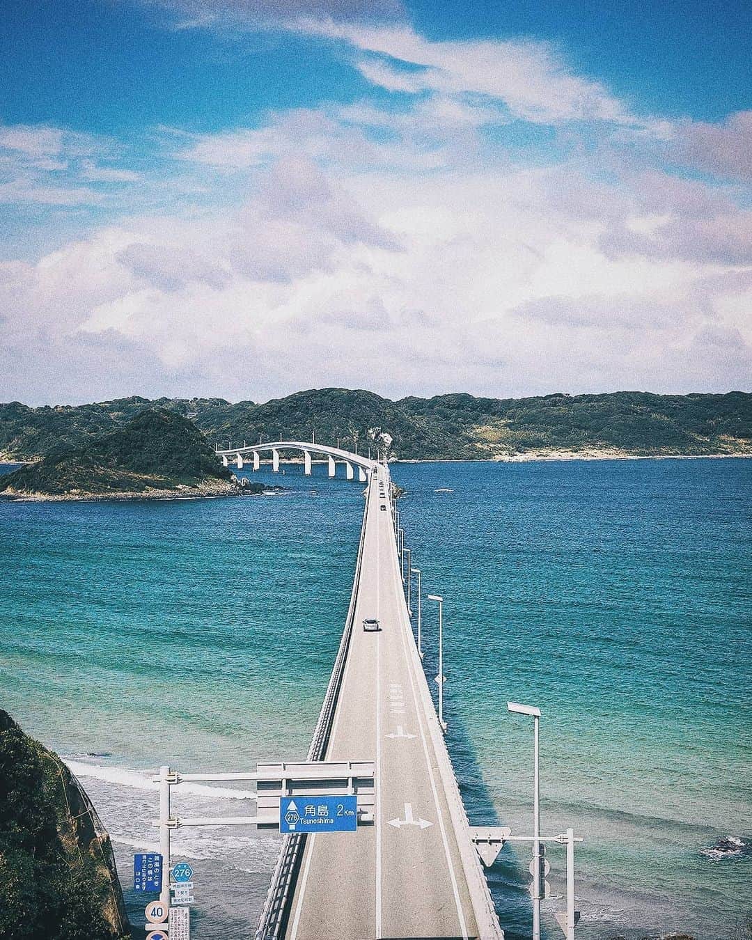 Berlin Tokyoのインスタグラム：「Crisp breeze blows over the calm ocean, staging the perfect scenic drive on a fine autumn day. . . . #hellofrom Yamaguchi, #japan」