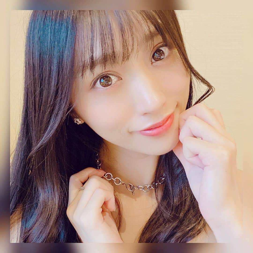 根岸愛のインスタグラム：「💍✨💍 シルバーアクセサリー多め チェーンとかも最近好き🥰 #accessory #silver #silveraccessory #アクセサリー #シルバーアクセ #チェーンネックレス」