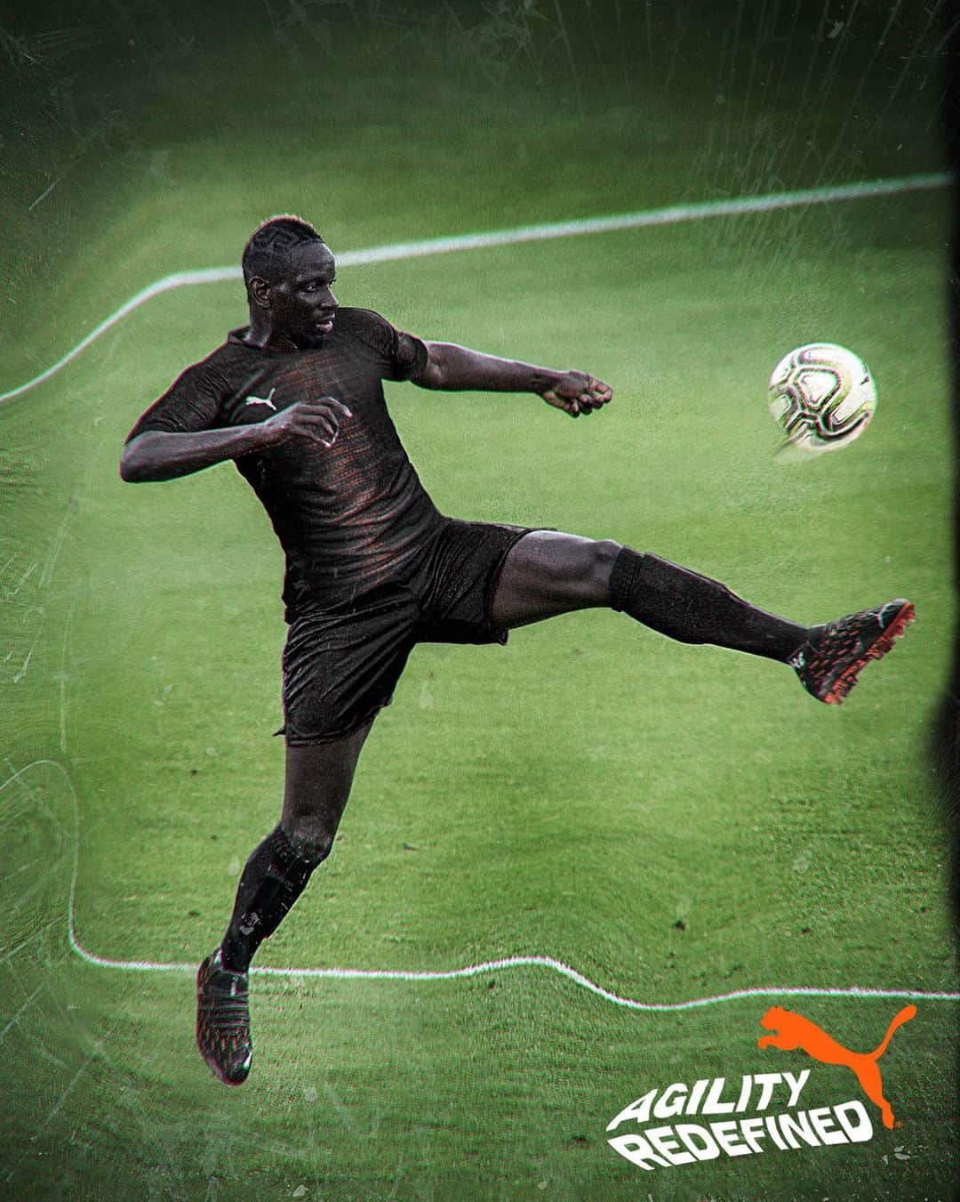 ママドゥ・サコーさんのインスタグラム写真 - (ママドゥ・サコーInstagram)「Charged with adrenaline 🔌🔋 @pumafootball」8月22日 22時24分 - mamadousakho
