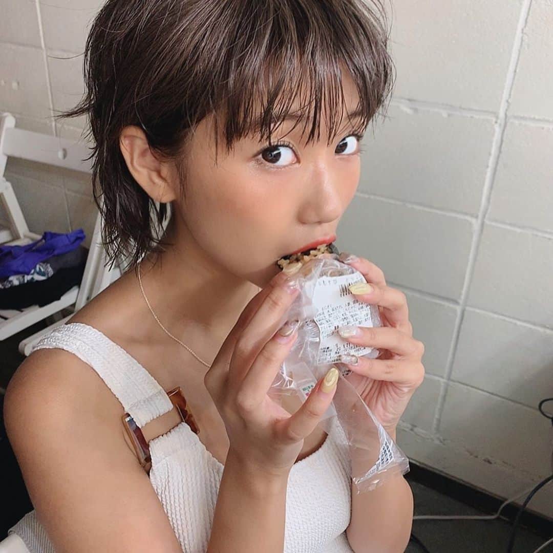 ななせ結衣のインスタグラム：「おにぎりは鶏五目が好きです🕊 . みんなは何が好き？⸜❤︎⸝‍  . .  #gravureidol #photography  #グラビア  #glamour #gravure #sexy #sexyhot#asian#asianbeauty#Japanese#girl#instagood #ig#ig_japan#igers#picoftheday  #性感內衣 #内衣 #泳衣  #泳衣系列  #얼스타그램 #일본 #섹시 #일상 #소통 #팔로우 #赞　#粉我　#性感的」
