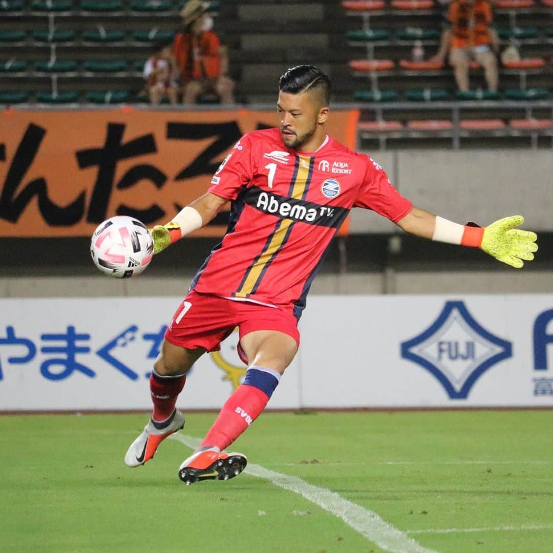 FC町田ゼルビアさんのインスタグラム写真 - (FC町田ゼルビアInstagram)「フォトギャラリー📸⚽️ ﻿ ◯ 町田 2 - 0 山口 ﻿ #平戸太貴  #秋元陽太 #吉尾海夏  #中島裕希 #水本裕貴 #ノリエガエリック  #岡田優希 #小田逸稀  ﻿ #FC町田ゼルビア #zelvia #Jリーグ #サッカー #スポーツ #soccer #football #JLeague #町田﻿ #維新みらいふスタジアム #Jデビュー #初出場 #メモリアル」8月23日 0時21分 - fcmachidazelvia