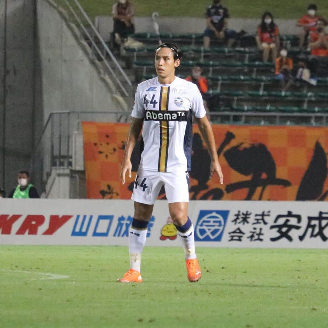 FC町田ゼルビアさんのインスタグラム写真 - (FC町田ゼルビアInstagram)「フォトギャラリー📸⚽️ ﻿ ◯ 町田 2 - 0 山口 ﻿ #平戸太貴  #秋元陽太 #吉尾海夏  #中島裕希 #水本裕貴 #ノリエガエリック  #岡田優希 #小田逸稀  ﻿ #FC町田ゼルビア #zelvia #Jリーグ #サッカー #スポーツ #soccer #football #JLeague #町田﻿ #維新みらいふスタジアム #Jデビュー #初出場 #メモリアル」8月23日 0時21分 - fcmachidazelvia