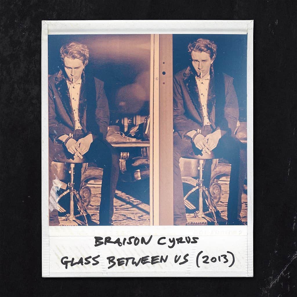 ビリー・レイ・サイラスさんのインスタグラム写真 - (ビリー・レイ・サイラスInstagram)「Check out @braisonccyrus' new song #GlassBetweenUs! Amazing!」8月23日 1時06分 - billyraycyrus