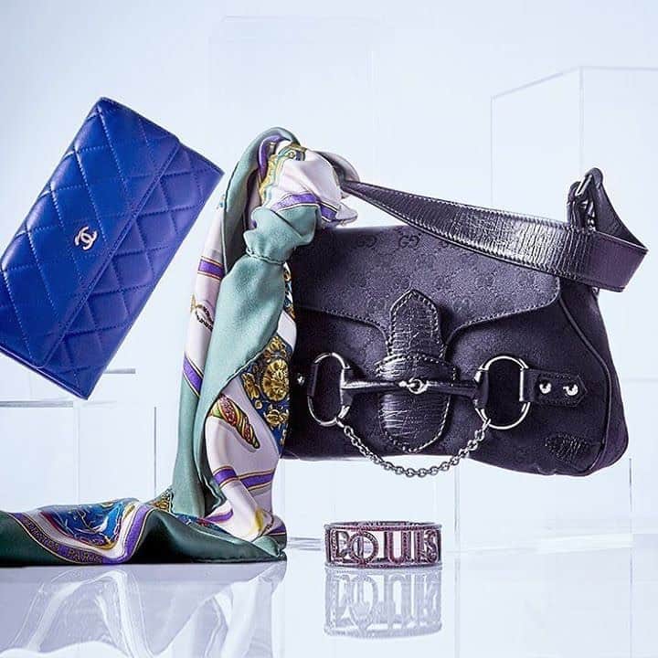 GILTのインスタグラム：「We did it. We curated the perfect #vintage sale. Shop #Gucci and more in the link in bio.」