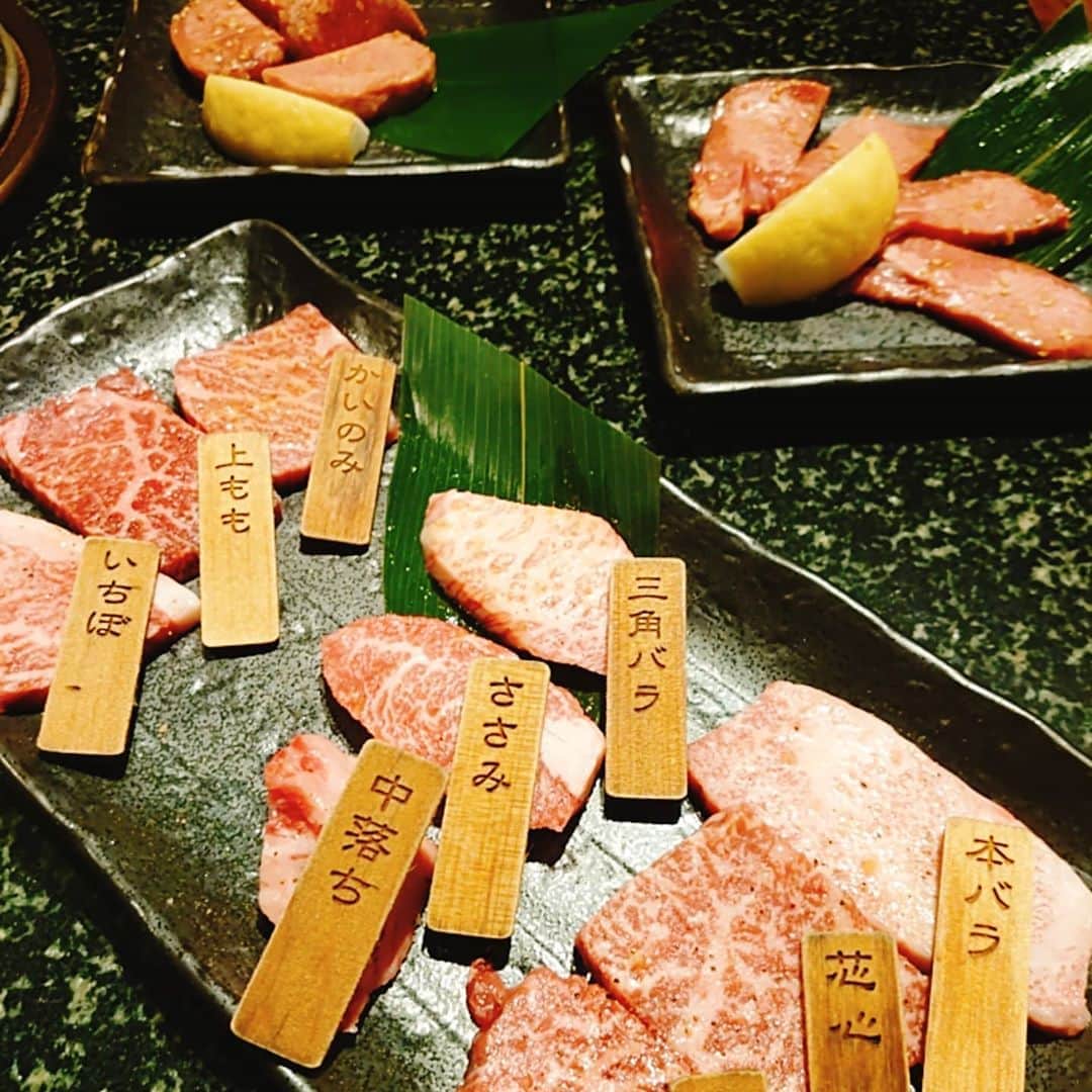 吉岡奈々子さんのインスタグラム写真 - (吉岡奈々子Instagram)「いつかの・・・ #お肉 #焼き肉 #厚切り牛タン #色々 #美味しい」8月23日 5時25分 - nanakoyoshioka