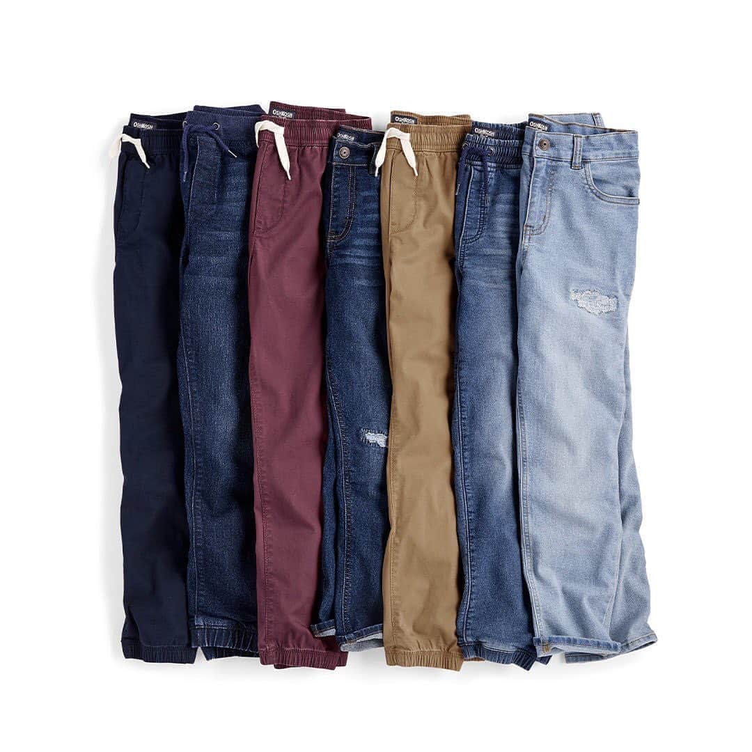 のインスタグラム：「Joggers, jeans and a few pairs in between! Which fit will your #oshkoshkids pick for the first day back or first day in person? #backtoschool #supercomfy #soeasy」