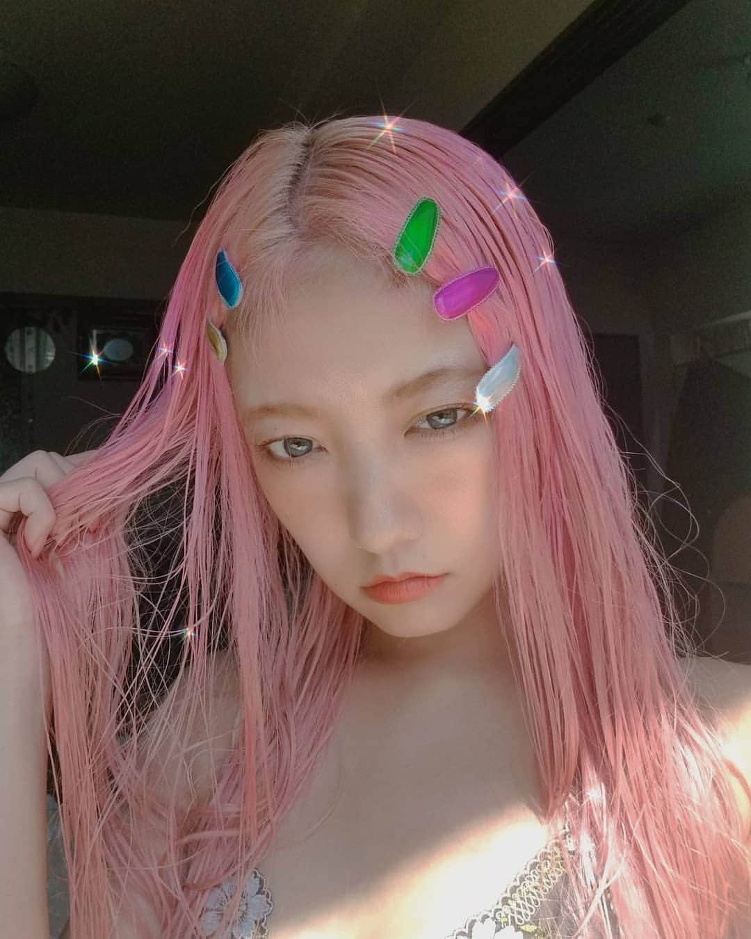 小林レイミさんのインスタグラム写真 - (小林レイミInstagram)「🌺🌺🌺  #pinkmood #summermakeup #pinkhair #pinkworld #makeupideas #makeuplooks #hairstyling #summer2020」8月23日 13時37分 - _reimi._____