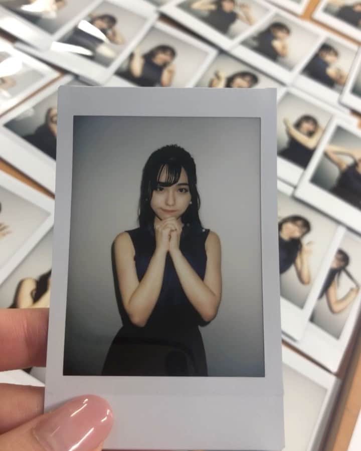 のインスタグラム：「ネットサイン会ありがとうございました☀️🧸 とっても楽しくて、こんなご時世だけどみなさんとお話かできて幸せだたよ〜〜 ・ 届くのを楽しみにしててくださいね😉 ・ ・ ・ ・ ・ ・ ・ ・ ・ ・ ・ ・ ・ ・ ・ ・ ・ ・ ・ ・ ・ ・ #ネットサイン会  #プラチナムプロダクション」
