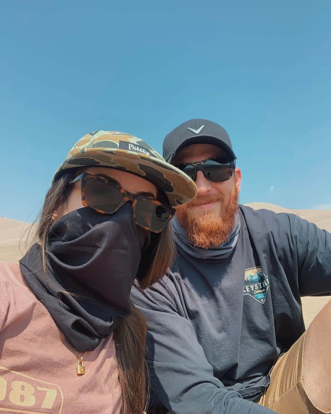 Paige Reillyさんのインスタグラム写真 - (Paige ReillyInstagram)「📍 Great Sand Dunes⁣ ⁣ WOW it was an unreal experience. Even just simply being there was surreal. Highly recommend 🙌🏻⁣ ⁣ I gotta say, snowboarding still has my heart lol but sand boarding was a fun lil substitute 😂」8月23日 8時30分 - paigereilly