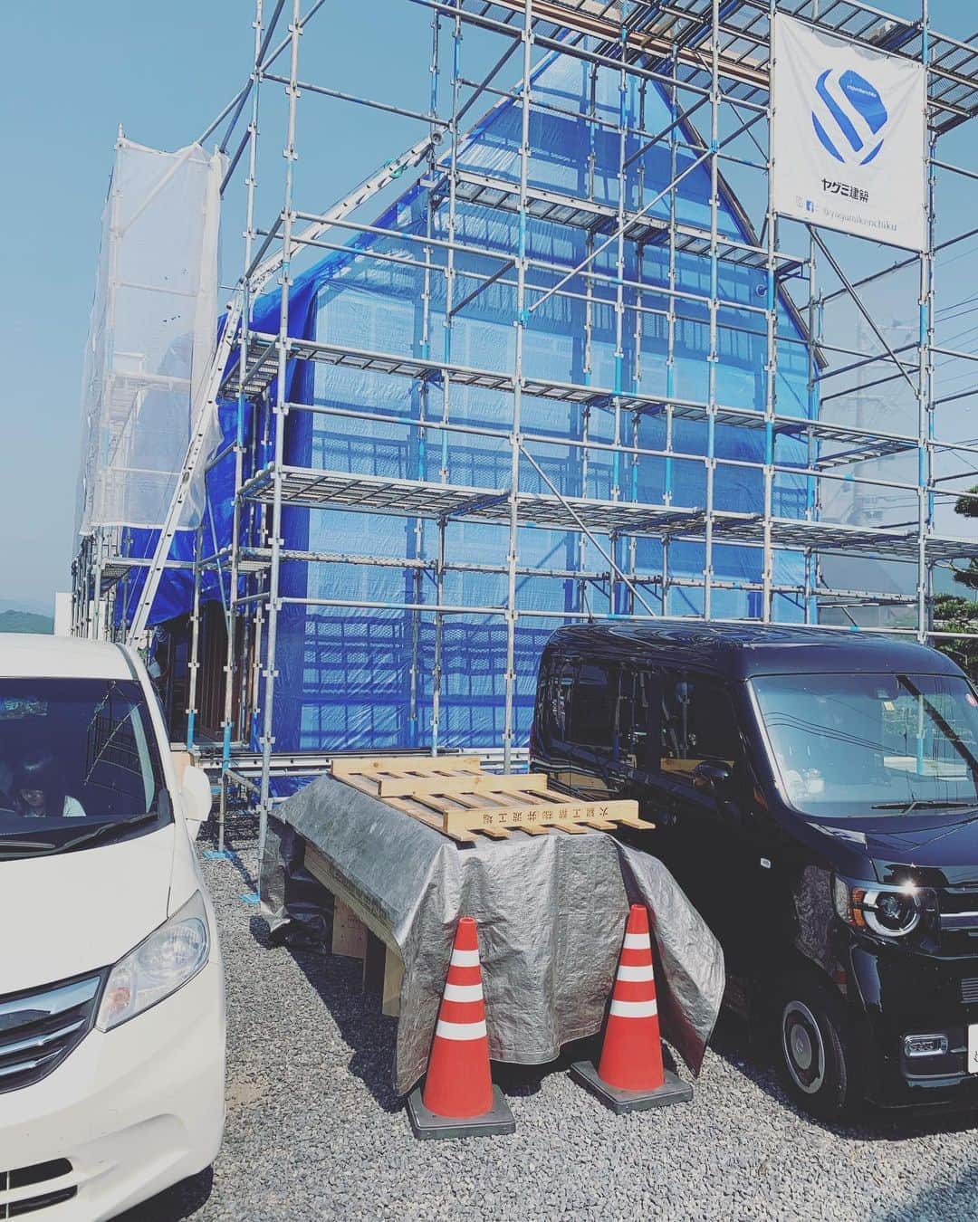 のインスタグラム：「上棟式。」