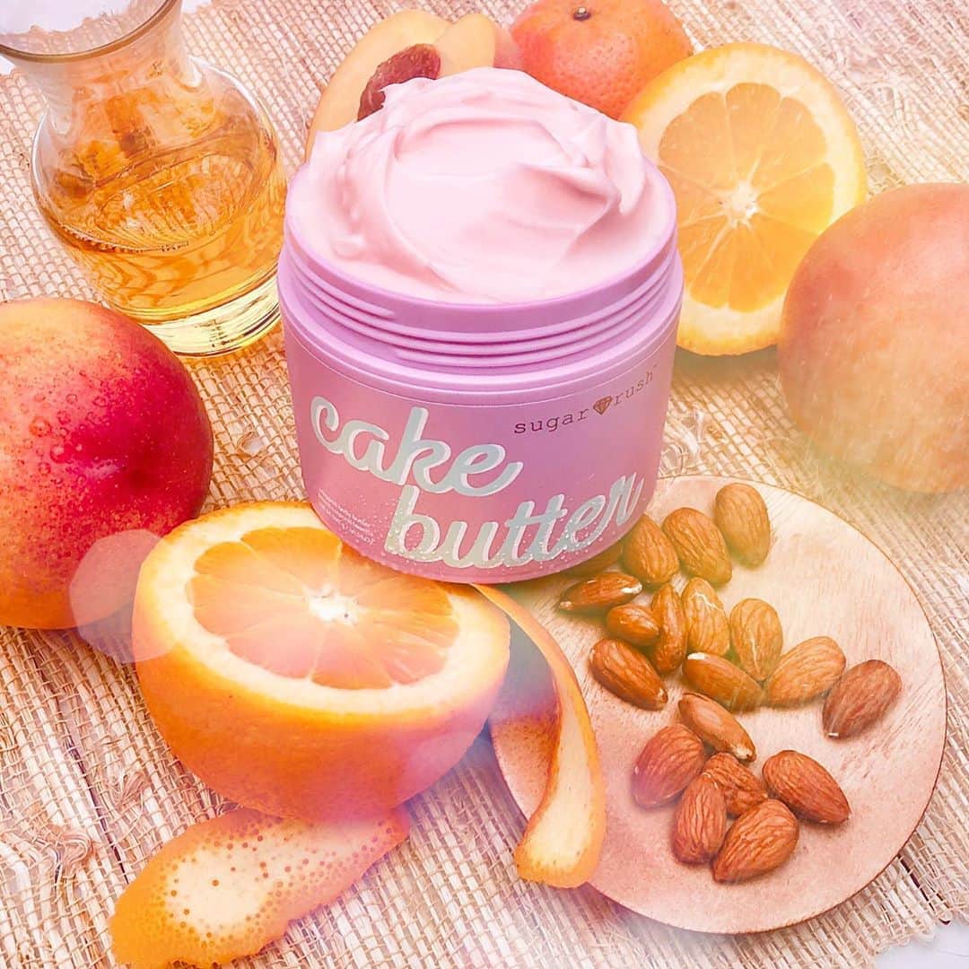 Tarte Cosmeticsさんのインスタグラム写真 - (Tarte CosmeticsInstagram)「Skincare isn't just for your face! Our @sugarrush cake butter whipped body butter glides on buttery-smooth & absorbs instantly! This lightweight, fluffy texture makes skin feel it’s softest with vitamin E, shea butter & sweet almond oil 💧 Shop now on tarte.com & @ultabeauty. #sugarrush #sugarsquad」8月23日 10時01分 - tartecosmetics