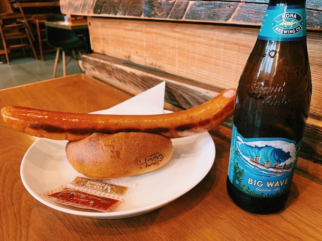 マイコ さんのインスタグラム写真 - (マイコ Instagram)「* looooooong🌭 古着屋巡り中の腹ごしらえ。 美味しかったし、 働いてるお兄さんが とても親切だった☺︎ ・ ・ ・ ・ #hoop#bagel#cafe#福生」8月23日 11時50分 - maicorori