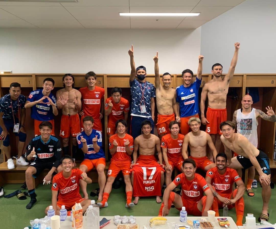 荻原拓也のインスタグラム：「勝ち点3！ #albirex  #アルビレックス新潟 #荻原拓也」