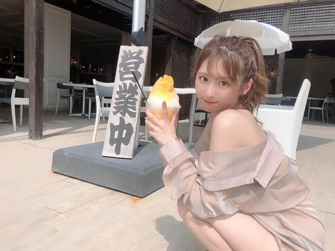 阿比留李帆さんのインスタグラム写真 - (阿比留李帆Instagram)「🍧😻 . #夏#かき氷#海#水着」8月23日 21時28分 - riholiday717