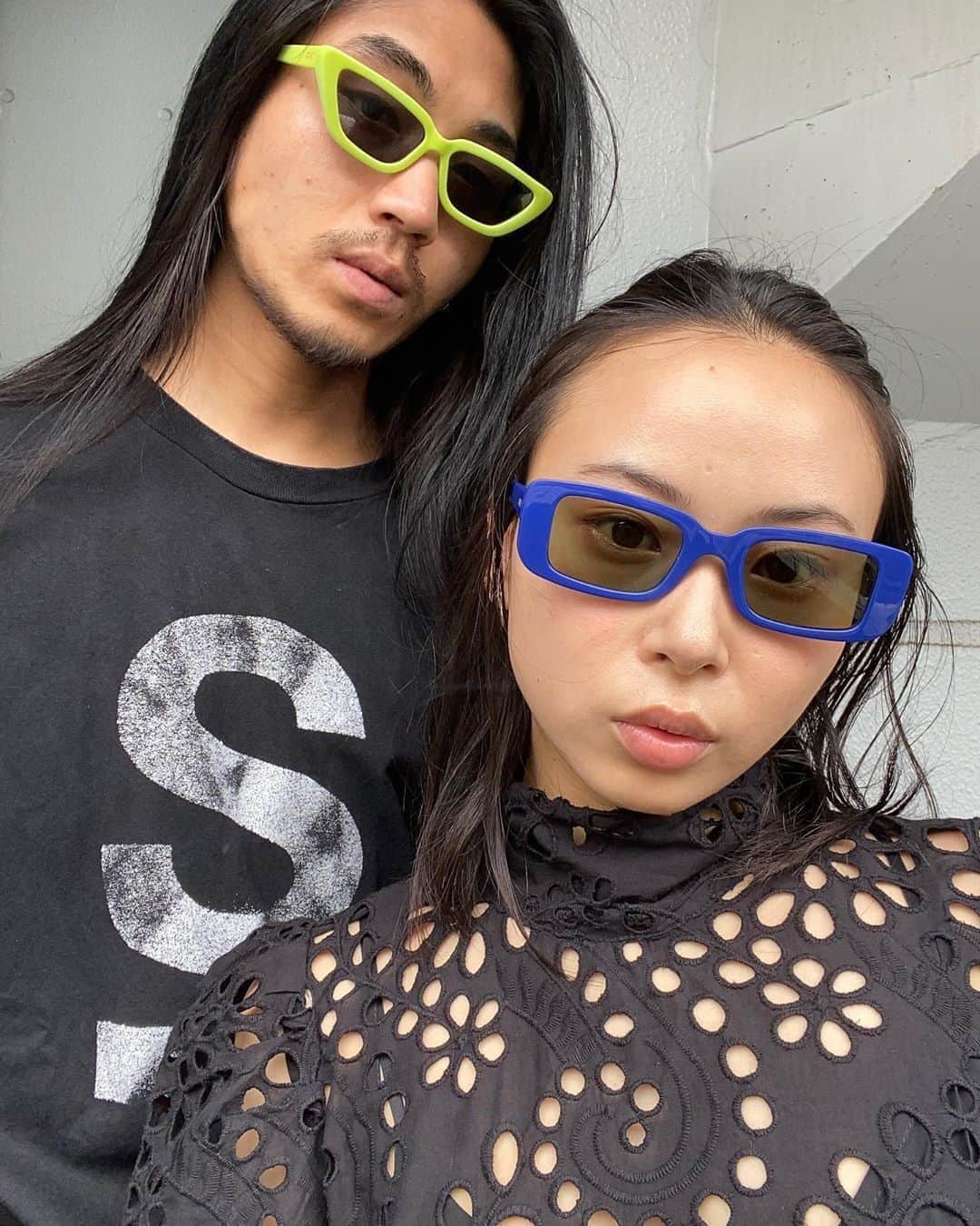 コモノさんのインスタグラム写真 - (コモノInstagram)「Perfect match! 💚💙 Discover our sunglasses collection in collaboration with @obeyclothing 👉 Linkinbio⠀⁠ ⠀⁠ @gosakicchi ⠀⁠ @da__zu⠀⁠ ⠀⁠ ⁠⠀⁠ #sunglasses #collab #capsulecollection #springsummer20 #ss20collection #ss2020 #sunglassescollection #obeyclothing #sunglassesfashion #sunglasseslovers #sunglasseslover #fashionglasses #obey #innovation #streetwearstyle #stoneislandtalk #fashionstreetwear #streetwearbrand #obeyxkomono #komono」8月23日 22時01分 - komono