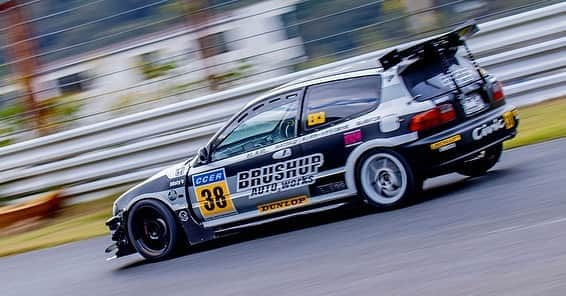 mistbahnさんのインスタグラム写真 - (mistbahnInstagram)「_ BRUSHUP AUTO WORKS K-Swapped Honda EG6 CIVIC SiR _ Shot on 17-Nov 2019 "HONDA ONE MAKE RACE" organized by @aslan_inc_japan at Central Circuit (Hyogo, Japan) _ car: @brushup_aw_osaka photo: @mistbahn _ _ JP) 2019年11月17日、セントラルサーキットで開催されたアスランさん( @aslan_inc_japan )主催の「ホンダ・ワンメイク・レース」にて撮影。 _ _ #hondaonemakerace #aslan #アスラン #aslan_inc_japan #centralcircuit #セントラルサーキット #brushupautoworks #38speed #civic #hondacivic #ホンダシビック #シビック #eg6 #eg9 #egcivic #ctr #acuractr #kswapped #kswap #k20a #k20 #kseries #osakajdm #kanjo #kanjoracer #kanjozoku #kanjostyle #timeattack #timeattackjapan #hondasontrack」8月23日 22時21分 - mistbahn