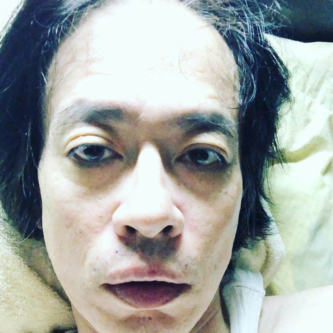 町田康のインスタグラム：「こんな奴になるな。」