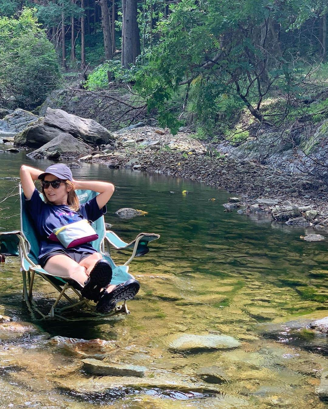 田中幸さんのインスタグラム写真 - (田中幸Instagram)「✴︎ その日の天気で 朝予定を決める  のんびり アウトドアも最高🛶  佐久に住んで 1番気に入ったのが 自然遊びの多さ  暑くなったら 標高あげるか 川に行く  ふらっと散歩がてら 涼を楽しむ🎐  短い夏 次はどこいこ⛰  @marmot  @marmot_japan  @keen_japan  #keenambassador」8月23日 14時56分 - sachitanaka