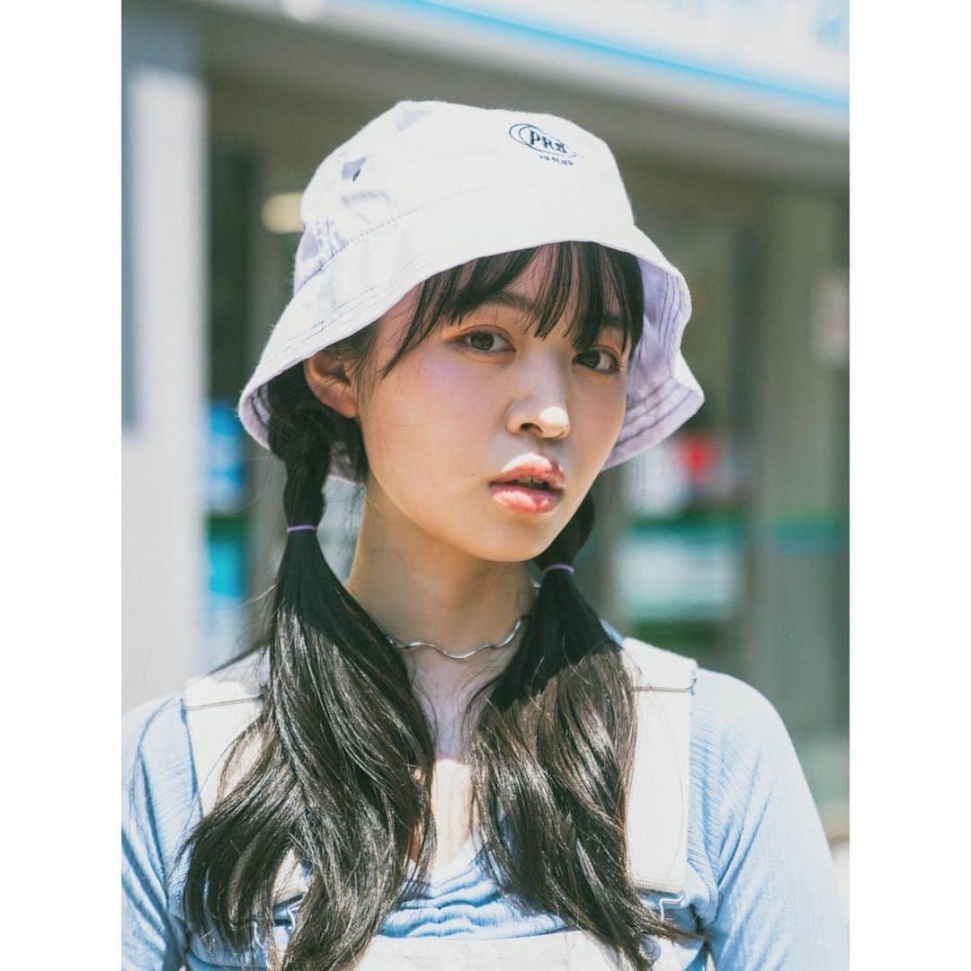 柳澤ゆいのインスタグラム：「〜 夏 ！﻿ ﻿ ﻿ 撮影の写真のデータを頂いたので 〜＾＾﻿ 別バージョンもあるのでお楽しみに🎶﻿ ﻿」