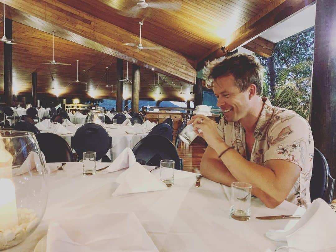 トッド・ラサンスさんのインスタグラム写真 - (トッド・ラサンスInstagram)「9 shots of water on the rocks. Stirred. Straight up.」8月23日 17時03分 - toddjlasance