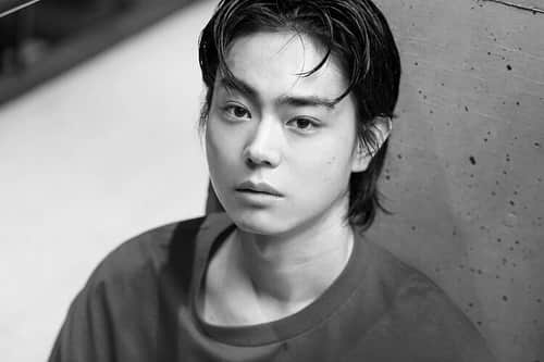 TOWAのインスタグラム：「‪📷by me ‬of Masaki Suda san for #Cinematoday   ‪#菅田将暉 さん‬ ‪📽『#糸』  https://www.cinematoday.jp/interview/A0007386 #Gallery : https://www.cinematoday.jp/gallery/E0017198」