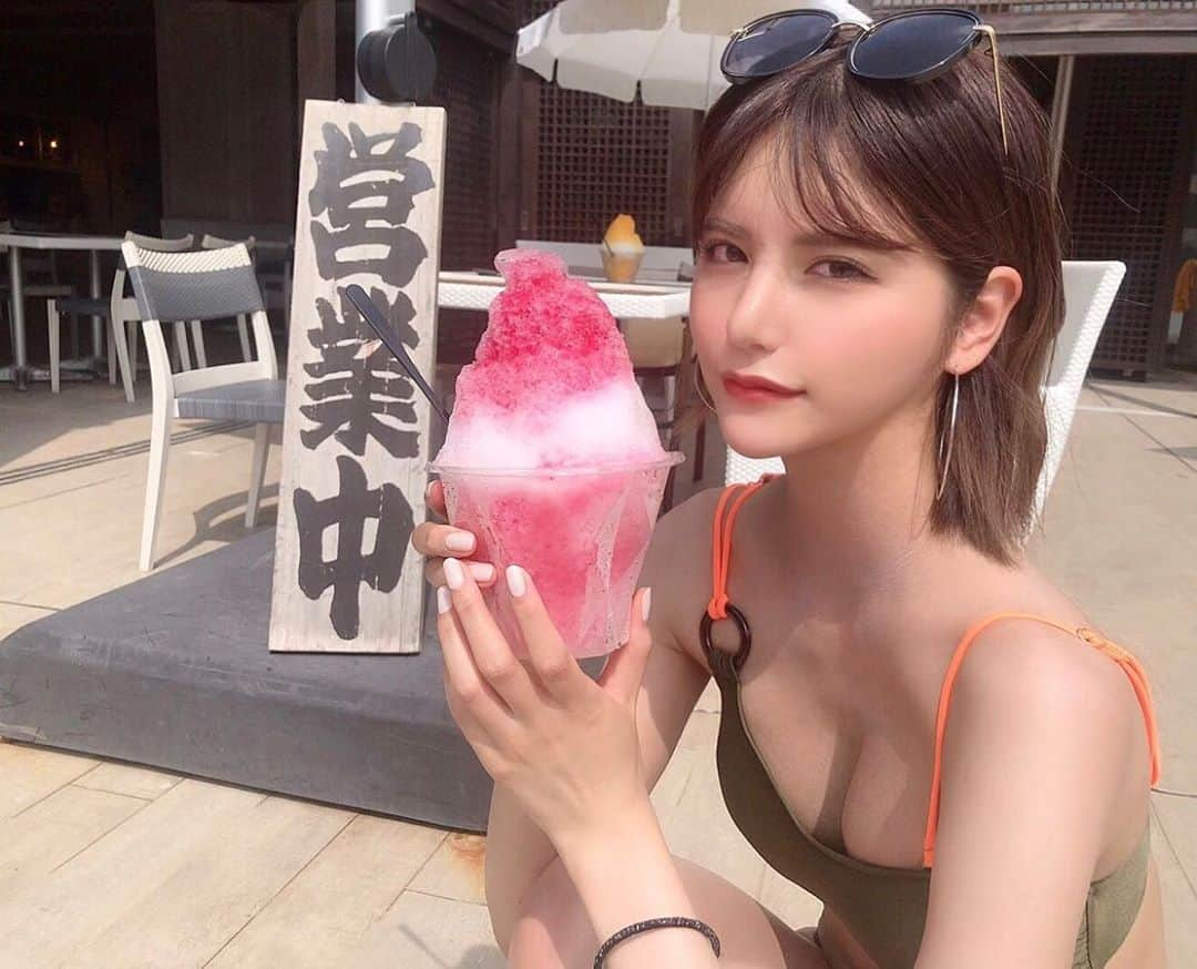 水埜帆乃香のインスタグラム：「かき氷も日焼け止めも 自分自身も溶けました  #🍧 #summer #夏の思い出 #宮古島」