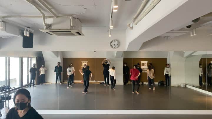 黒須洋壬のインスタグラム：「黒須洋嗣 JAZZ CLASS 8月限定 2020.Aug.23rd @danceworks_jpn  @xross  #昼鳶 #ヨルシカ #mask #dance #jazzdance #tokyo #japan」